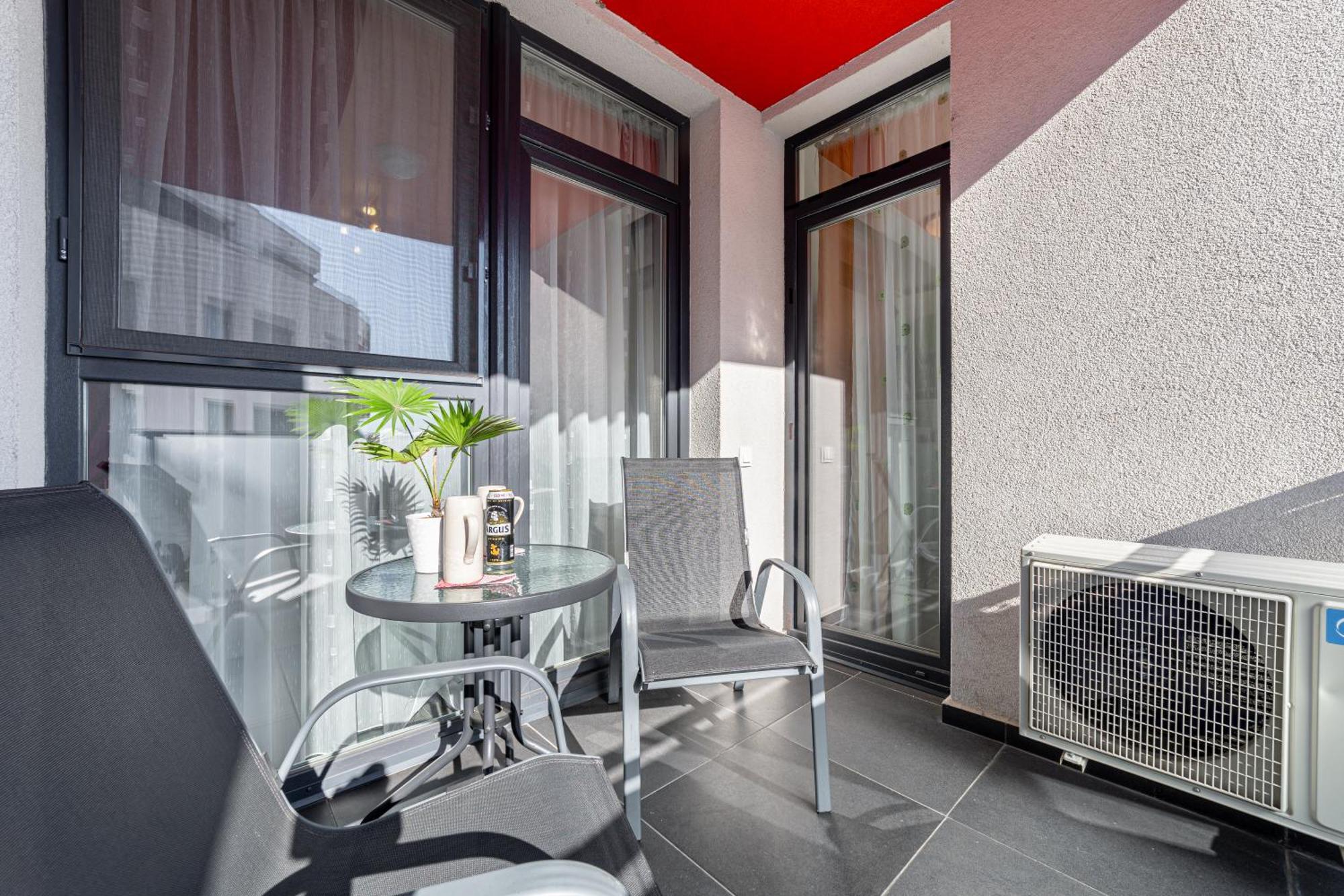 Ari Red Apartment In Complexul Ared Kaufland アラド エクステリア 写真