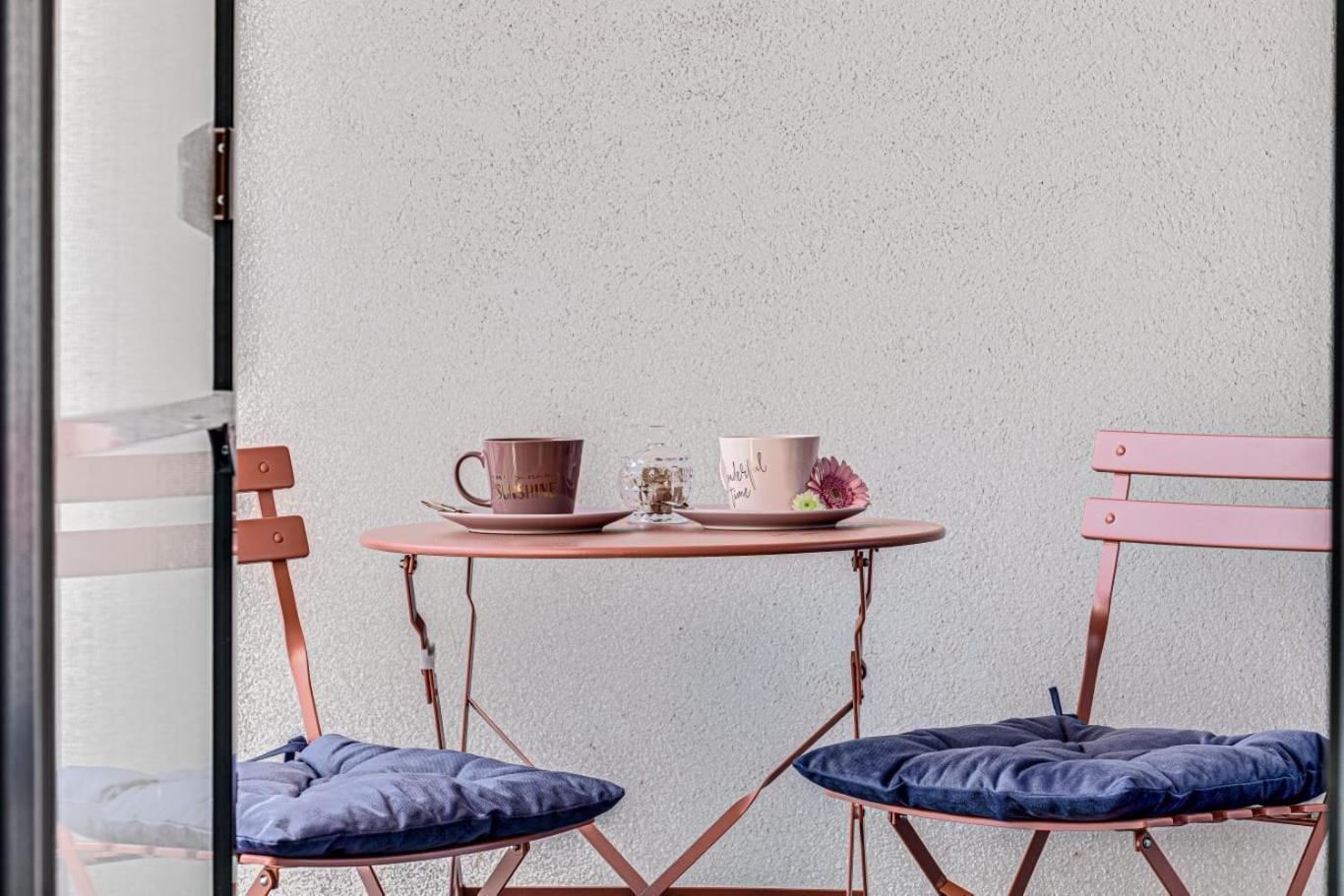 Ari - Ared Luxurious Apartments With Balcony & Free Parking アラド エクステリア 写真